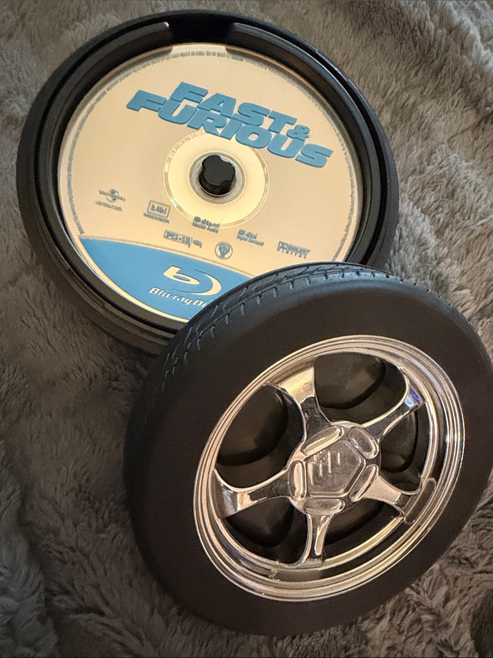 Fast & Furious 1-8 in collectors tire case
